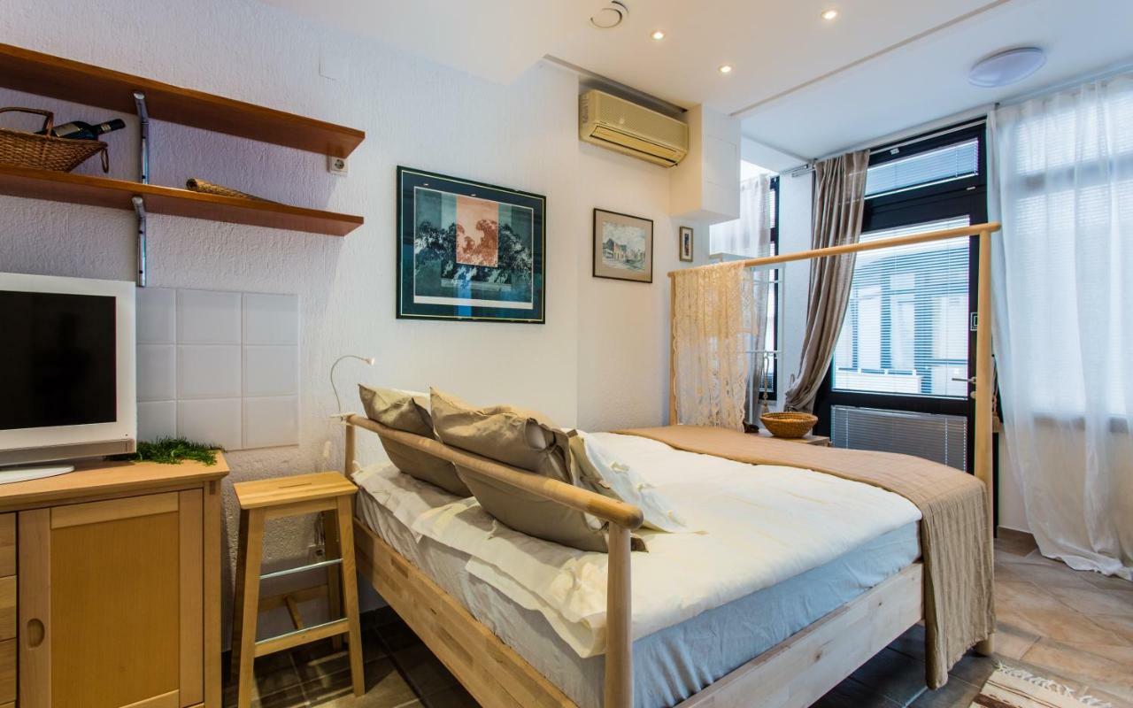 Studio Apartman Mija 2A **** Malinska Εξωτερικό φωτογραφία